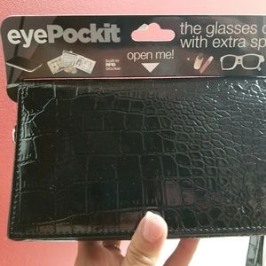 Eye Pock it mini purse/clutch in black faux croc!